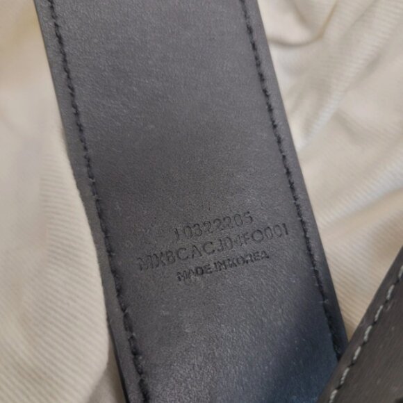 MCM Black Leather Reversible Belt with Silver Logo Buckle New w/ Dustbag Tags - Picture 5 of 11